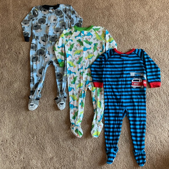 long sleeve footed onesies